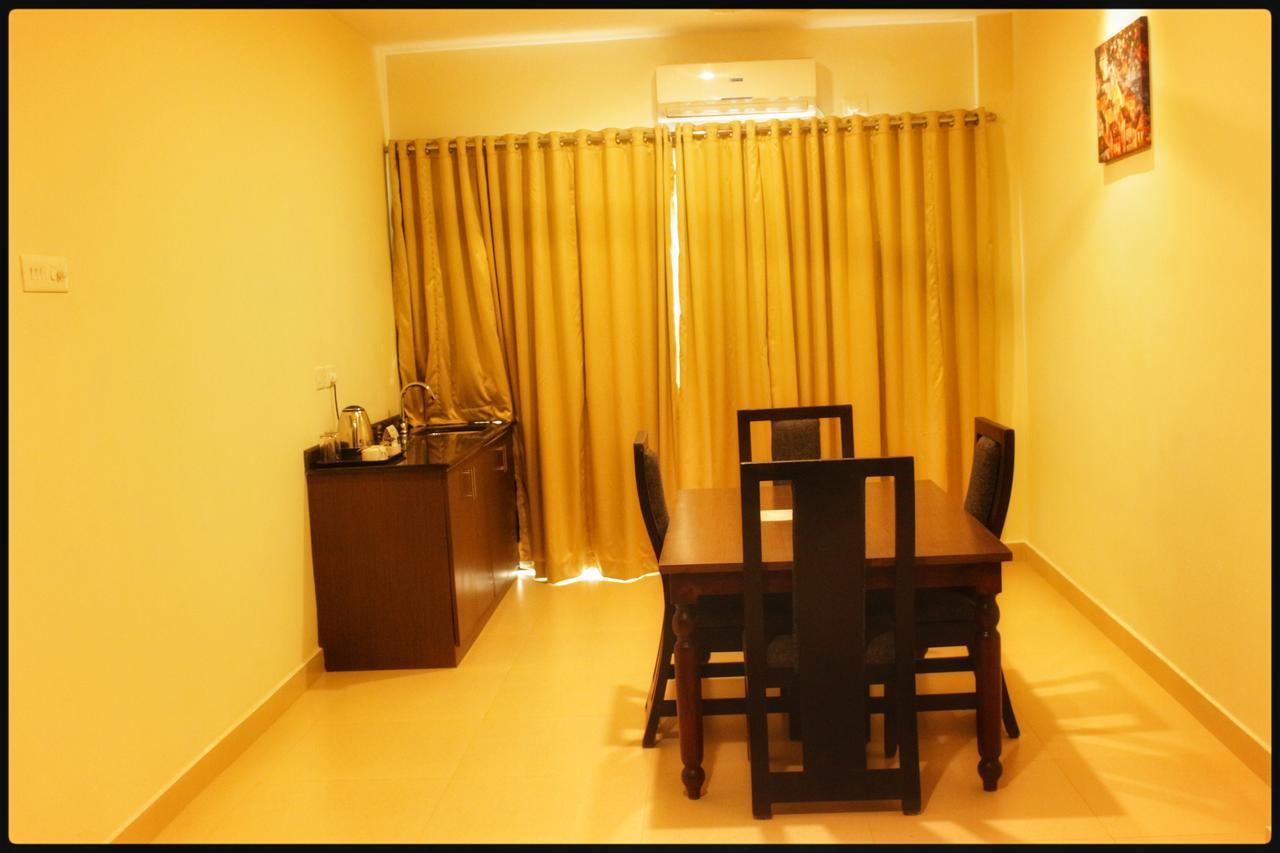 โรงแรมยมุนา Adur ภายนอก รูปภาพ